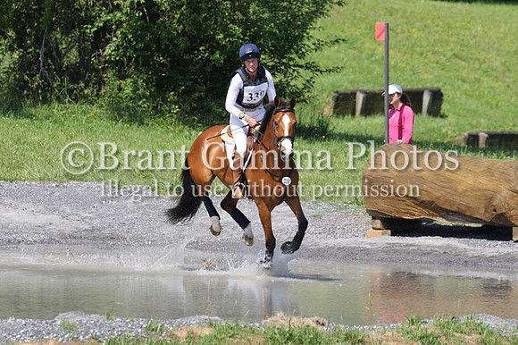 VS7C0224
