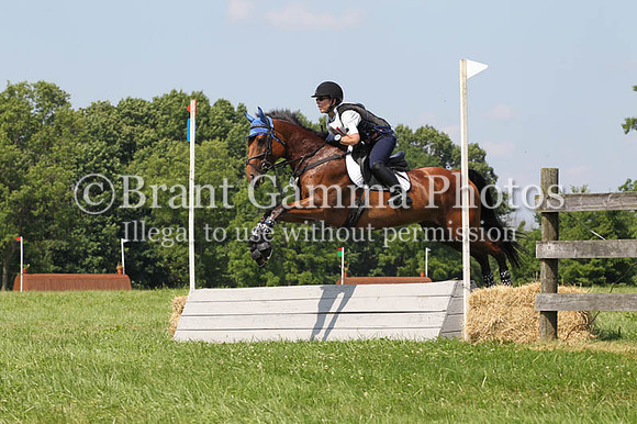 SF8B6164