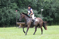 GV8B2001