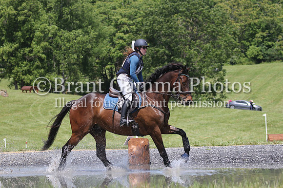 ED240185