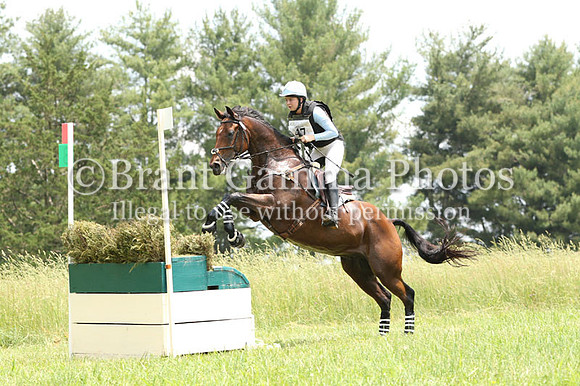 VS9J1940