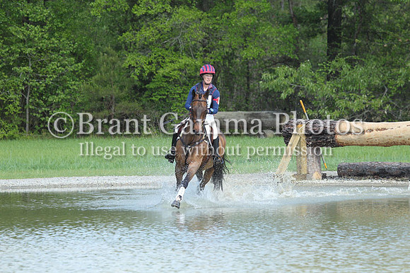 LL6B2384