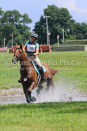 GV4B2380
