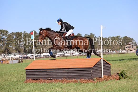 102A2698